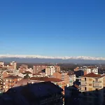 B&B Arrivore - Ampia Camera Privata Con Balcone , In Appartamento Panoramico Condiviso Con Host - Bagno In Comune - Private Car Park